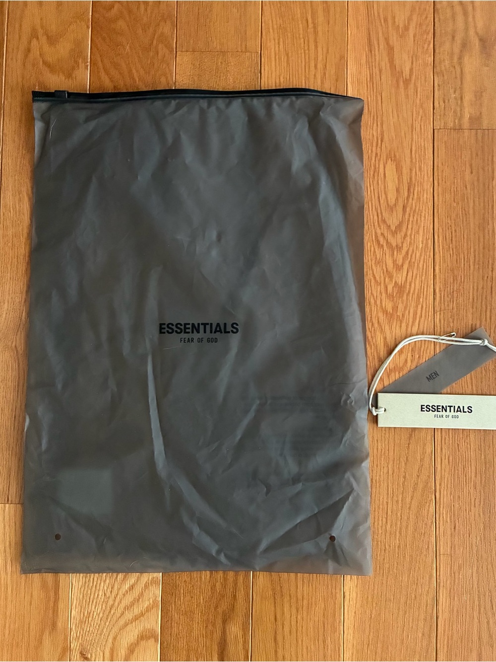 ESSENTIALS Fear of God Black Shorts Merch Packaging Bag and Tag Pouch XS